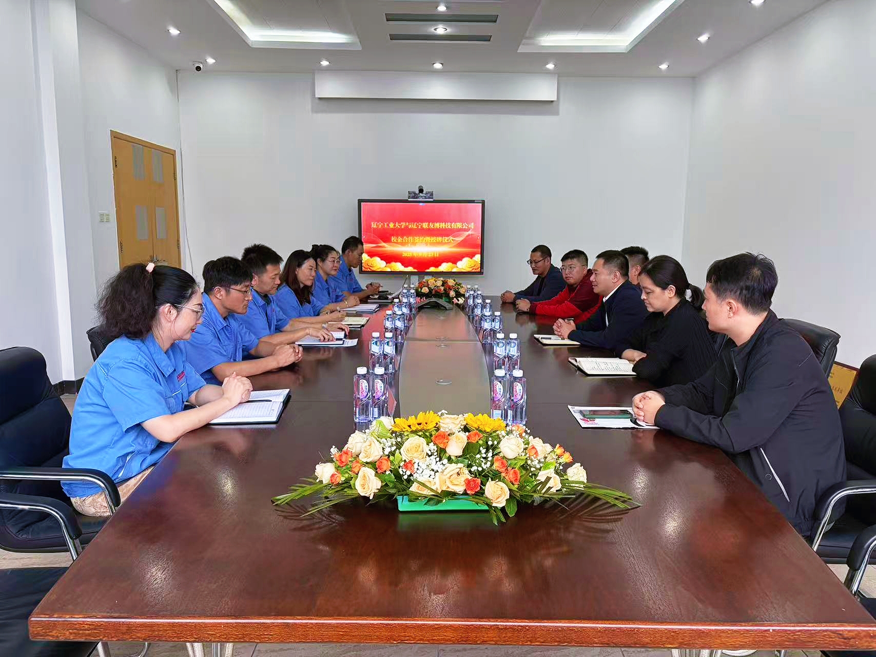 1758874872654868.jpg ¼¯¼¯ÖÐÕÕ.jpg